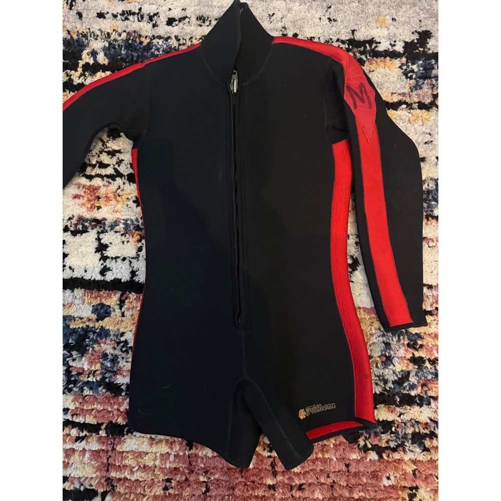 Fathom Vintage Neoprene Shorty Wetsuit Black Red Front Zip Spring Suit Size 7 M